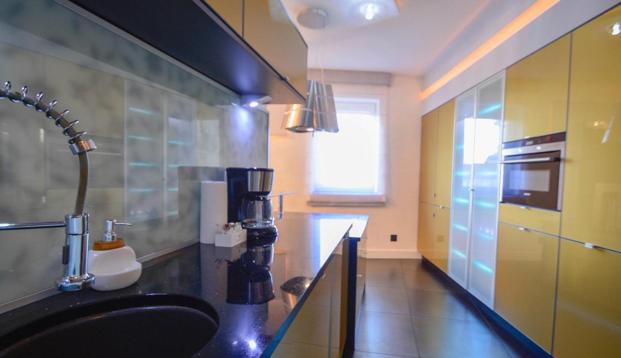 Apartamenty Bryza - Chelmonskiego - Parking - Centrum Świnoujście Εξωτερικό φωτογραφία